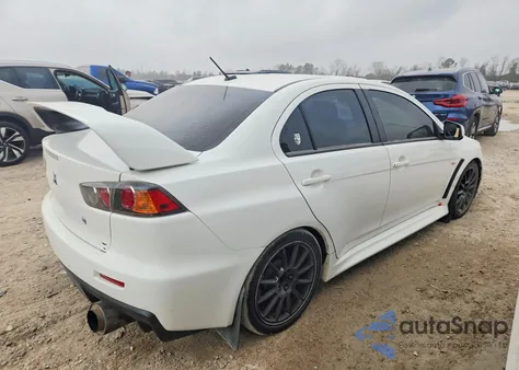 2011 Mitsubishi Lancer Evolution Gsr z USA, uszkodzony, nr VIN JA32W8FV0BU043482